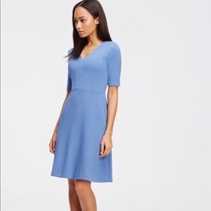 Ann Taylor blue Textured knit Flare Dress size 0.